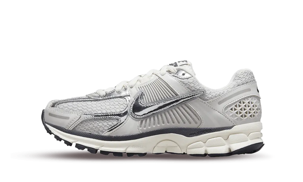 Nike Zoom Vomero 5 Photon Dust Metallic Silver (W)