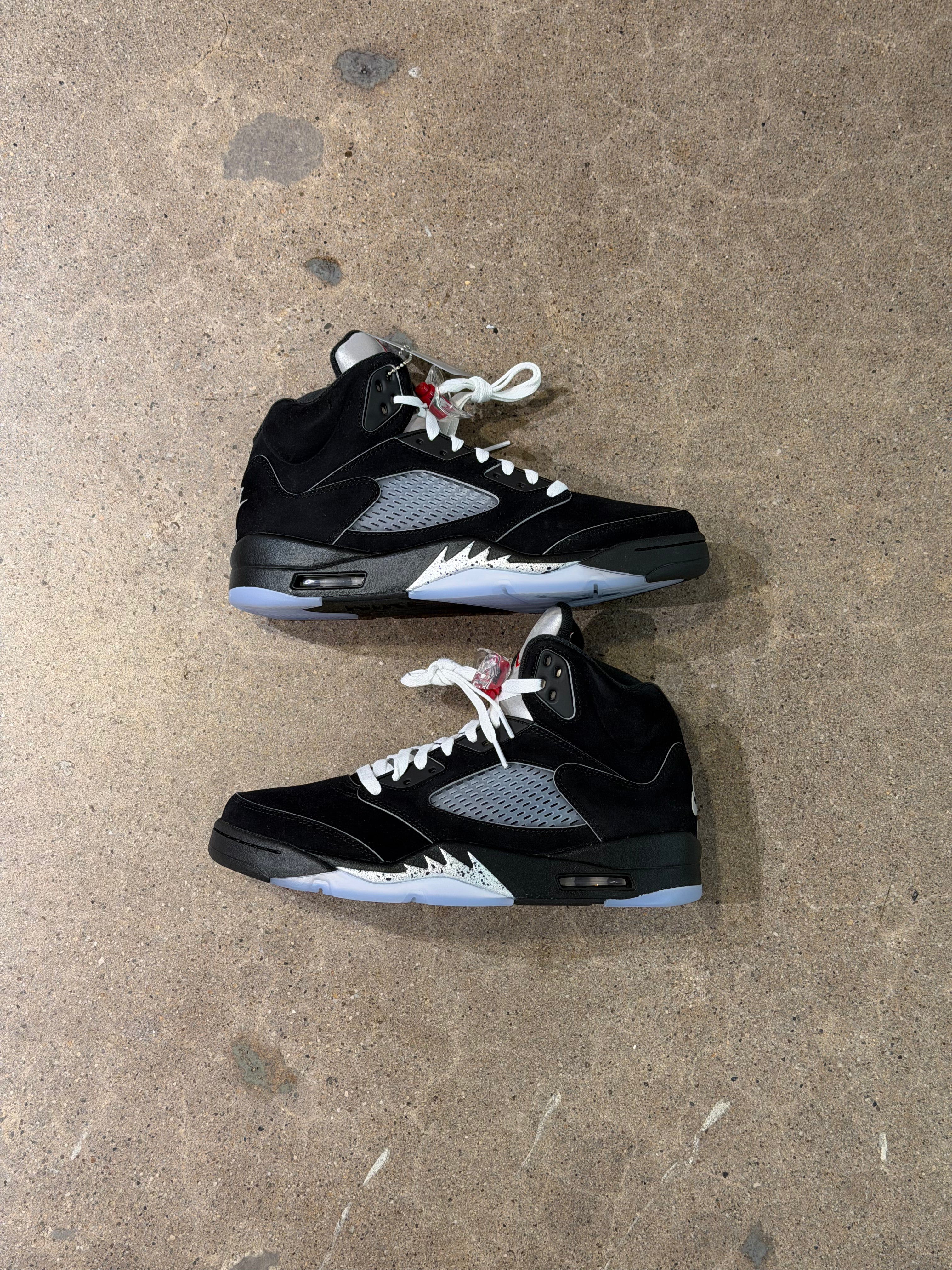 Jordan 5 Retro OG Black Metallic Reimagined (Pre-Owned) Sz 9.5