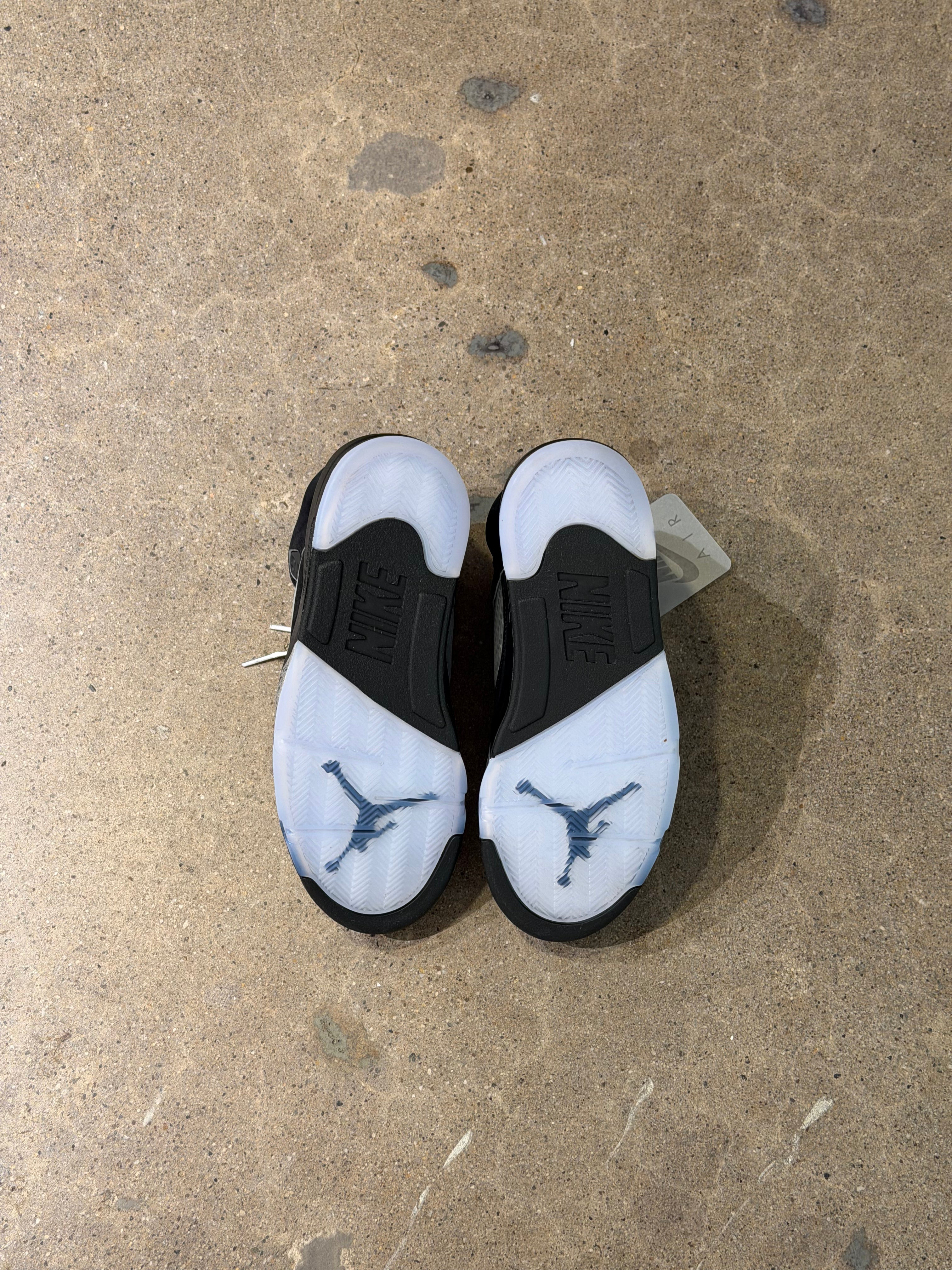 Jordan 5 Retro OG Black Metallic Reimagined (Pre-Owned) Sz 9.5