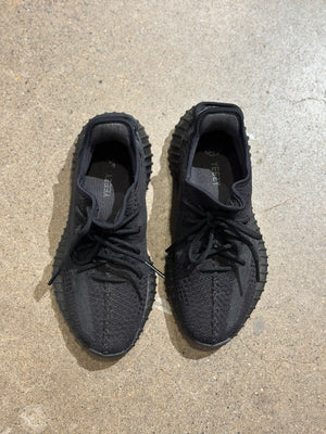 adidas Yeezy Boost 350 V2 Onyx (Pre-Owned) Sz 8