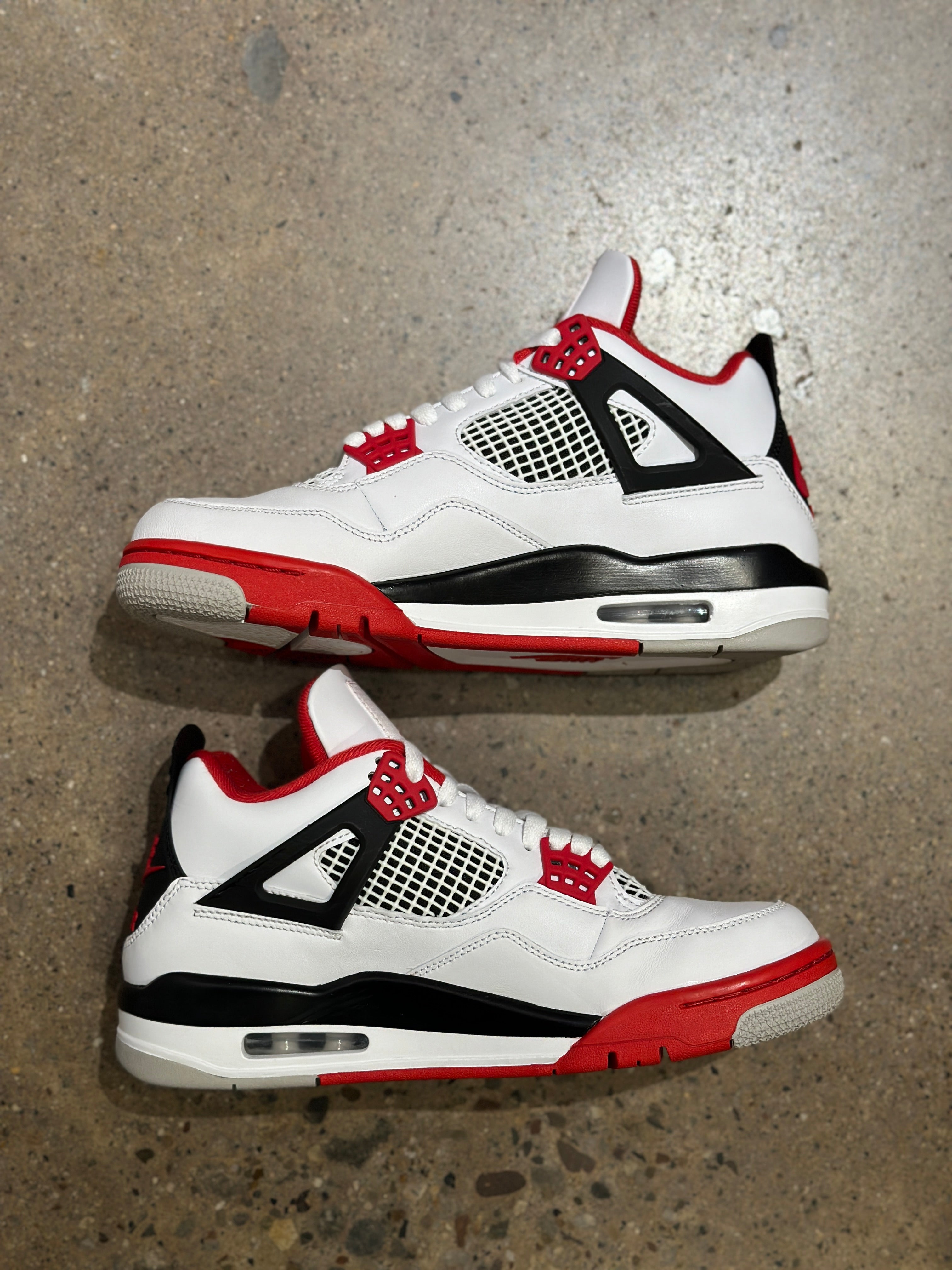 Jordan 4 Retro Fire Red (2020) (Pre-Owned) Sz 7.5