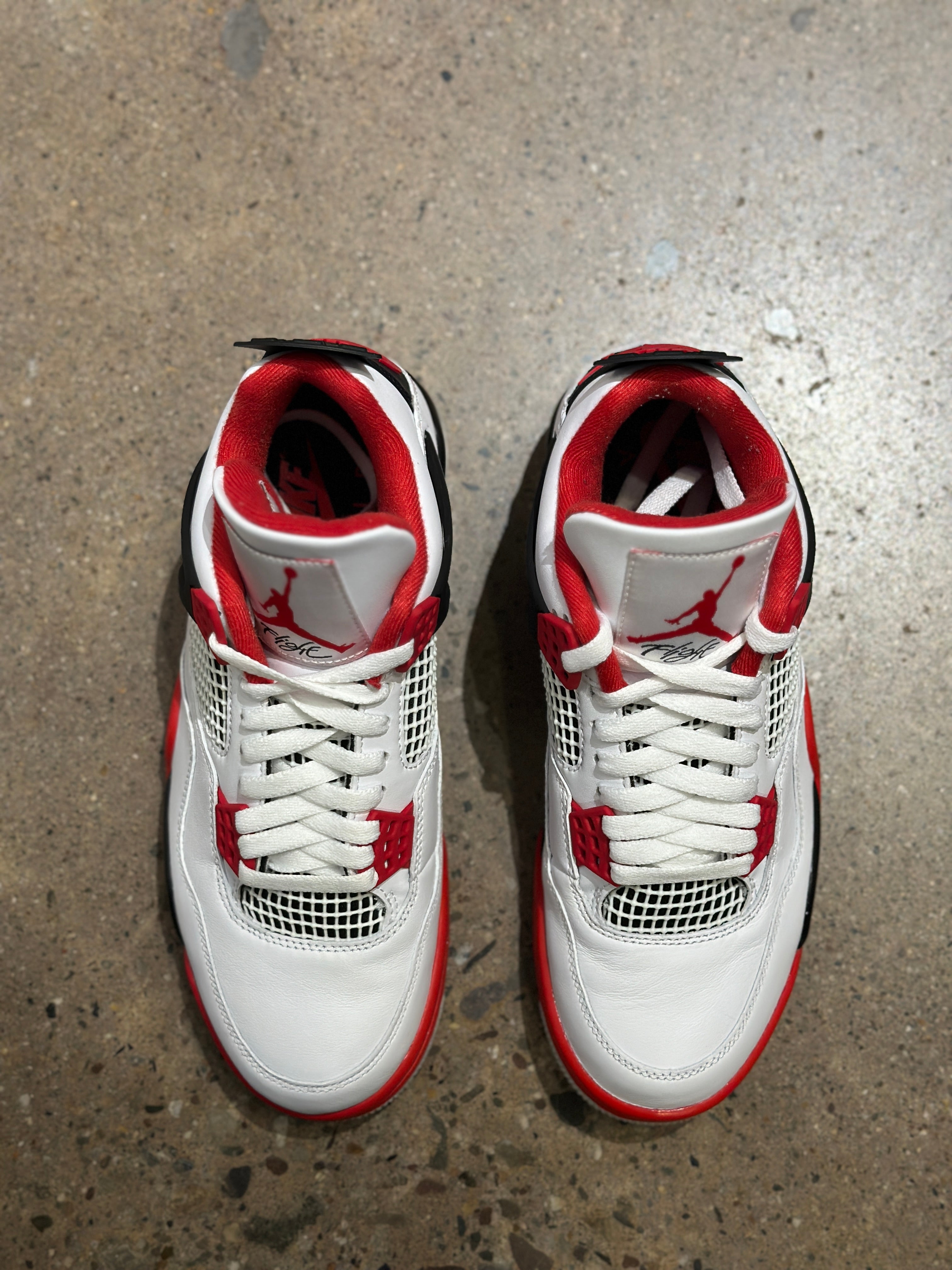 Jordan 4 Retro Fire Red (2020) (Pre-Owned) Sz 7.5