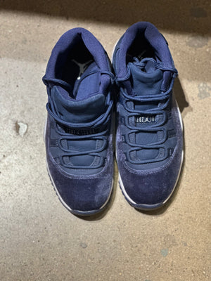 Jordan 11 Midnight Navy (W) pre-owned