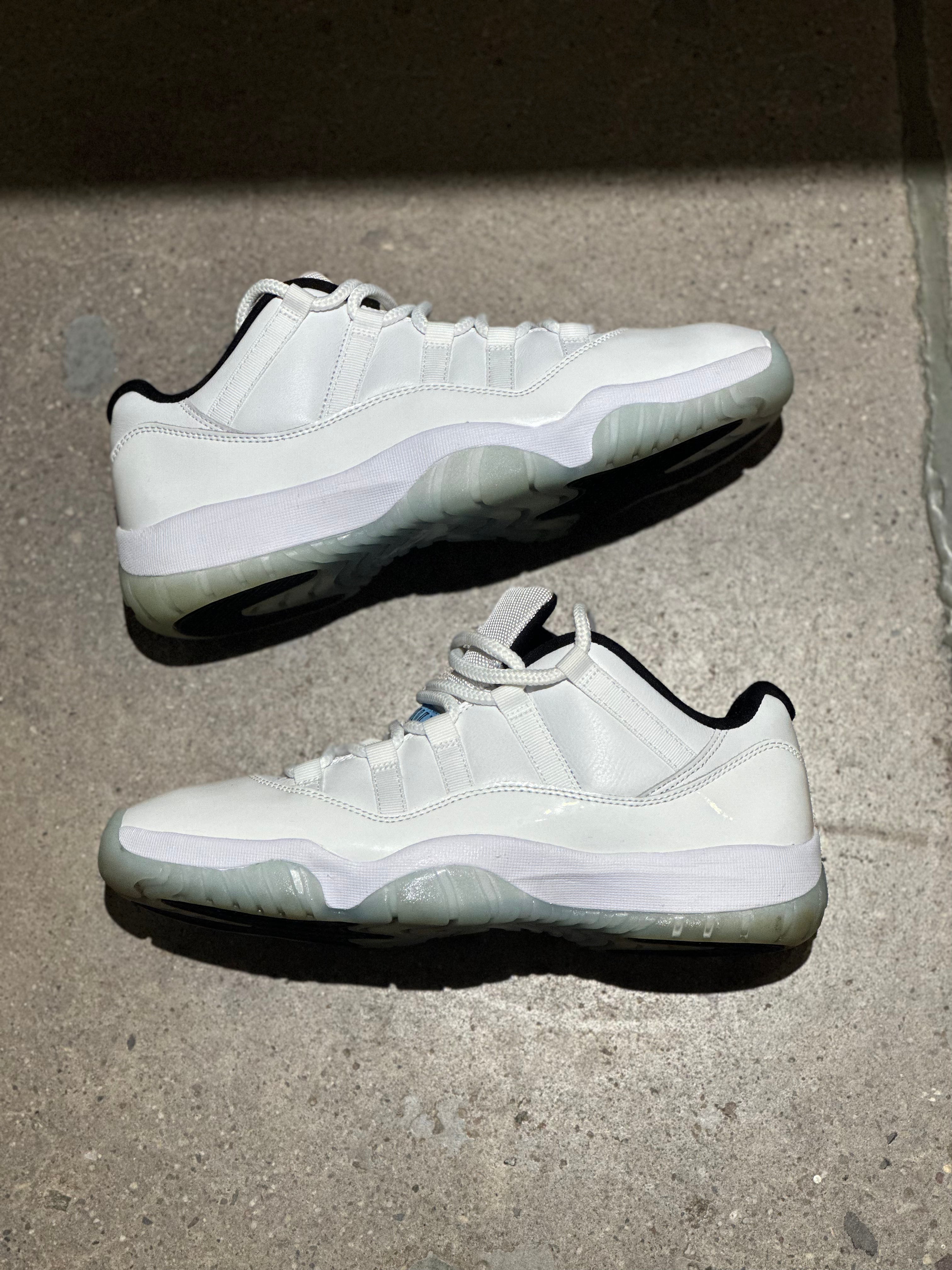 Jordan 11 Low Legend Blue (pre-owned)