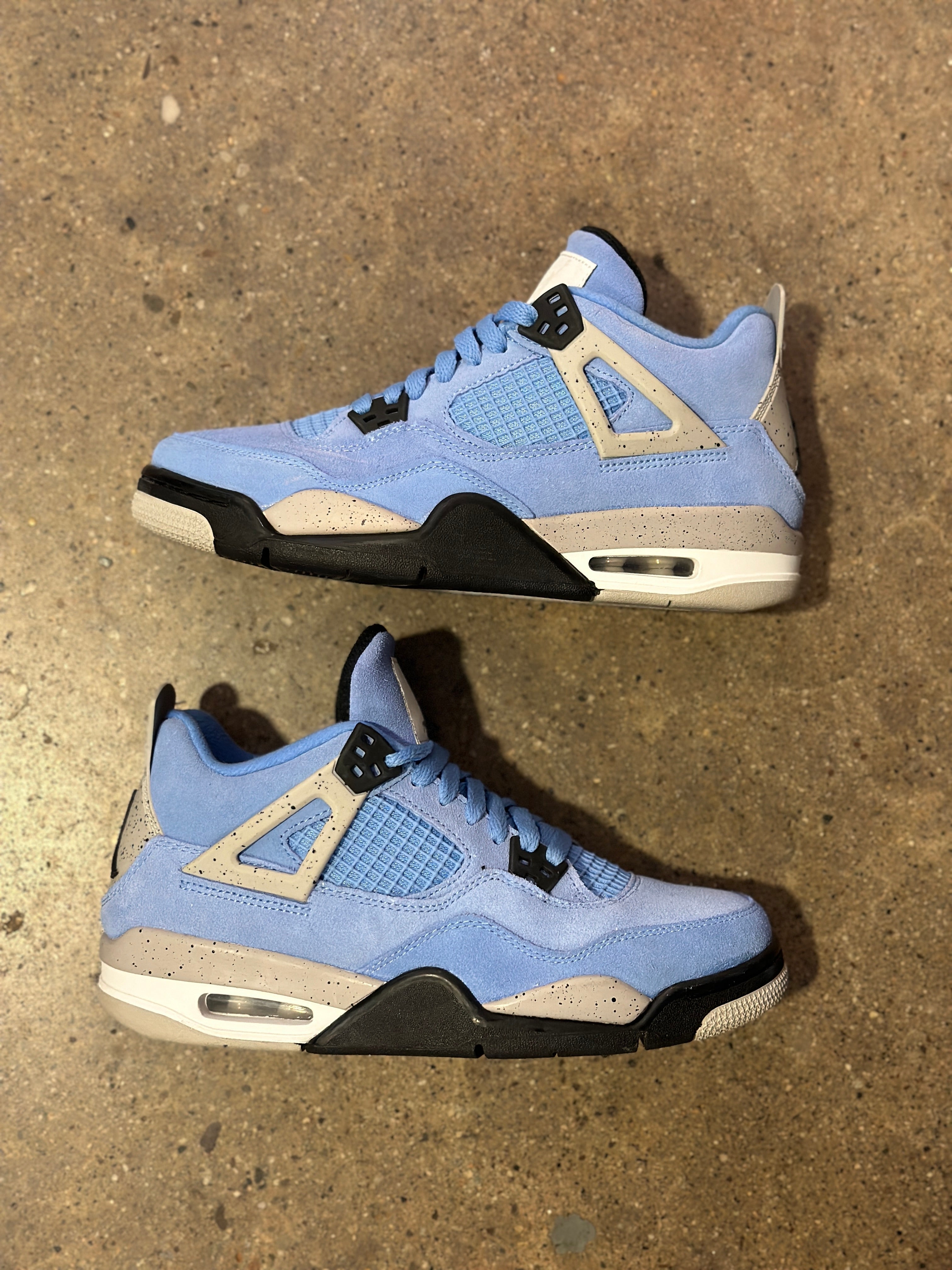 Jordan 4 Retro University Blue (GS) (Pre-Owned) Sz 7Y NO BOX