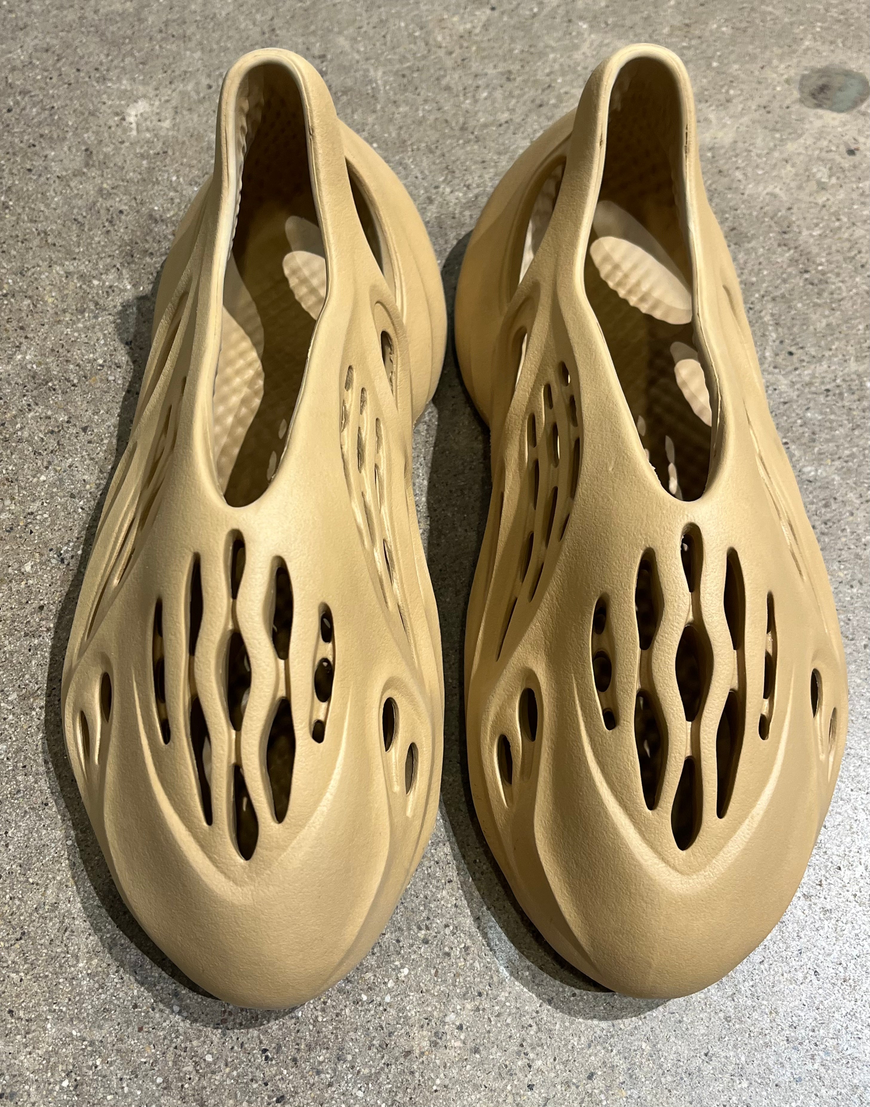 Adidas Yeezy Foam RNNR Ochre (Pre-Owned) Sz 9