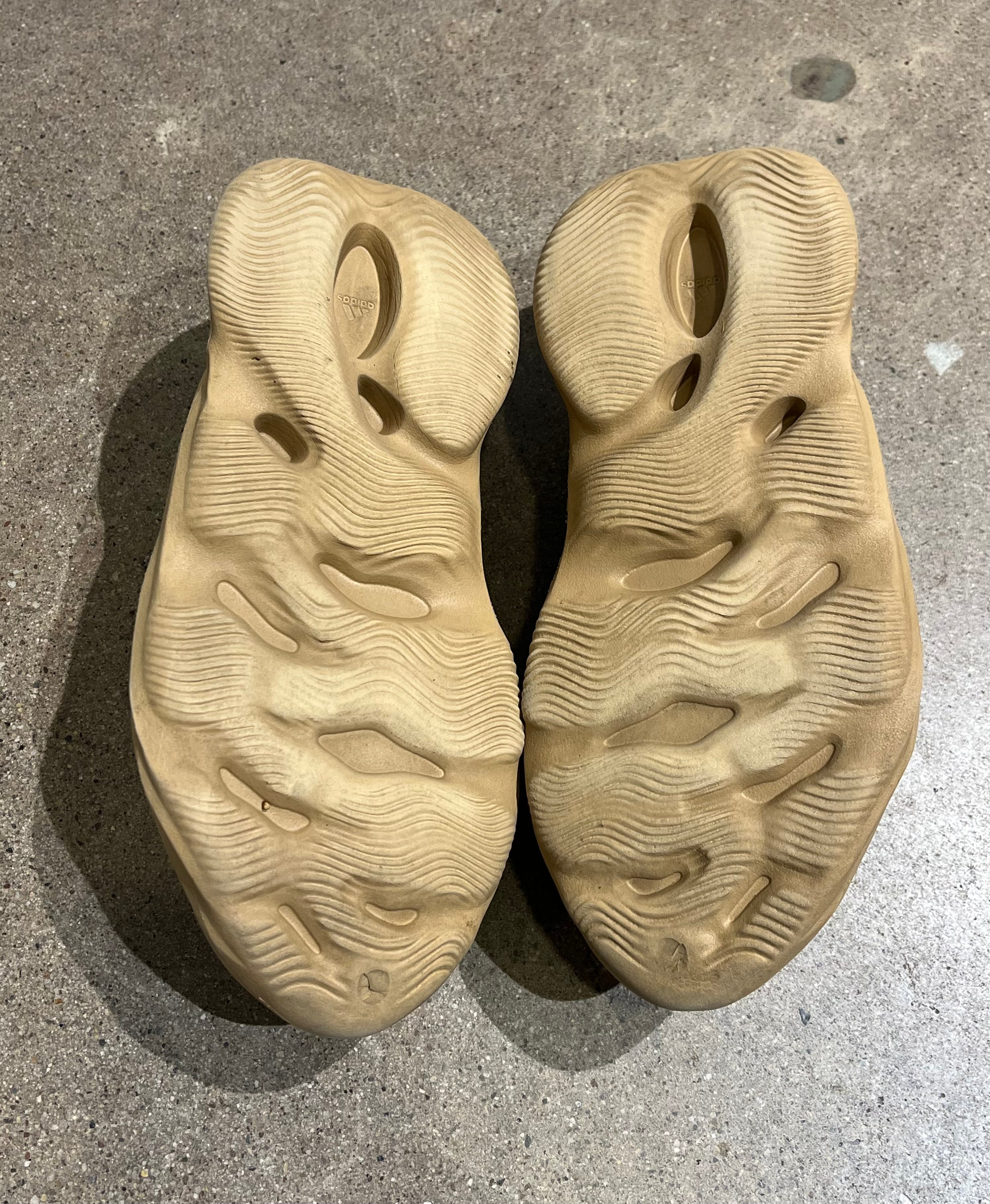Adidas Yeezy Foam RNNR Ochre (Pre-Owned) Sz 9