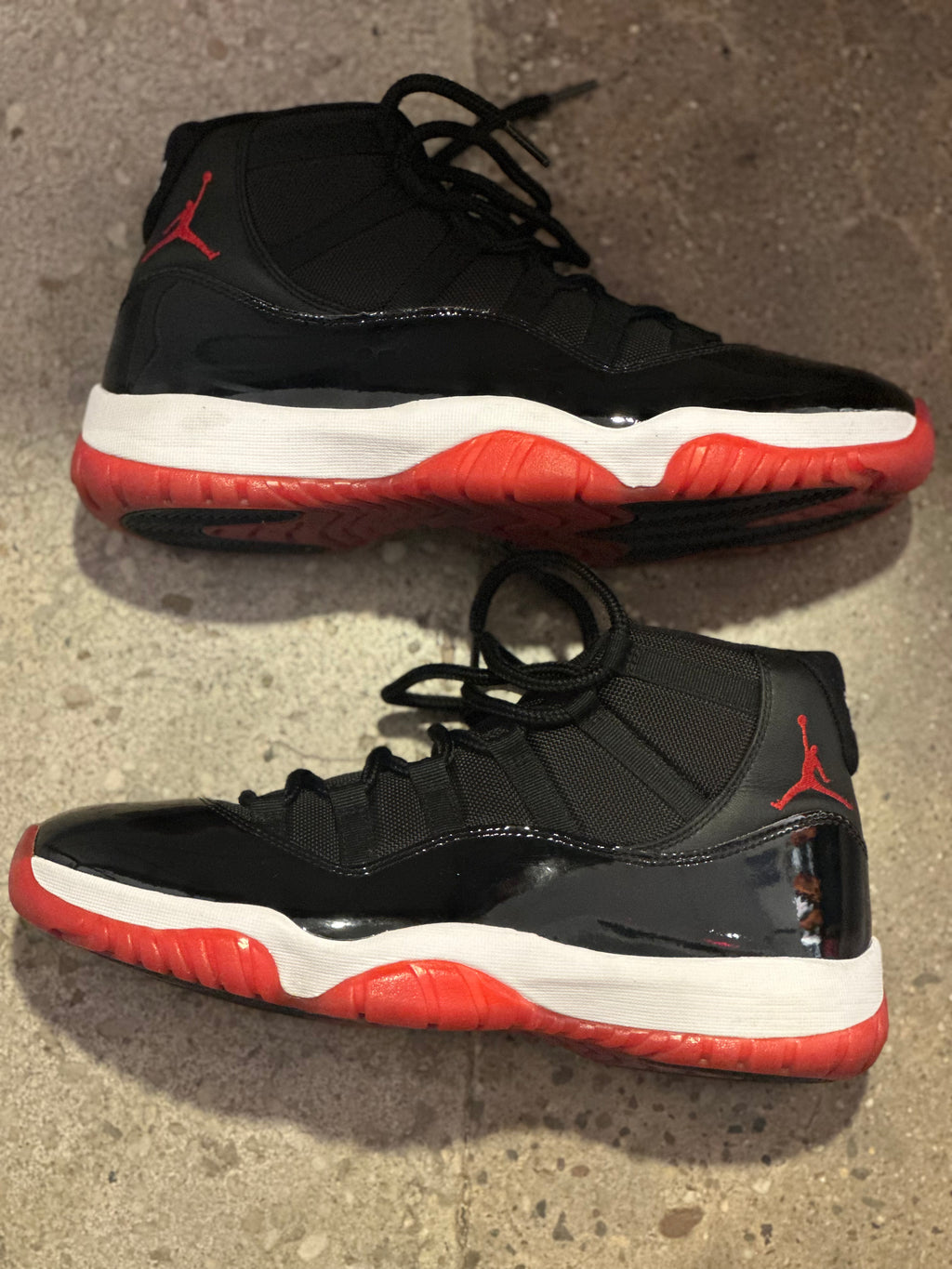 Jordan 11 Retro Playoffs Bred (Pre-Owned)