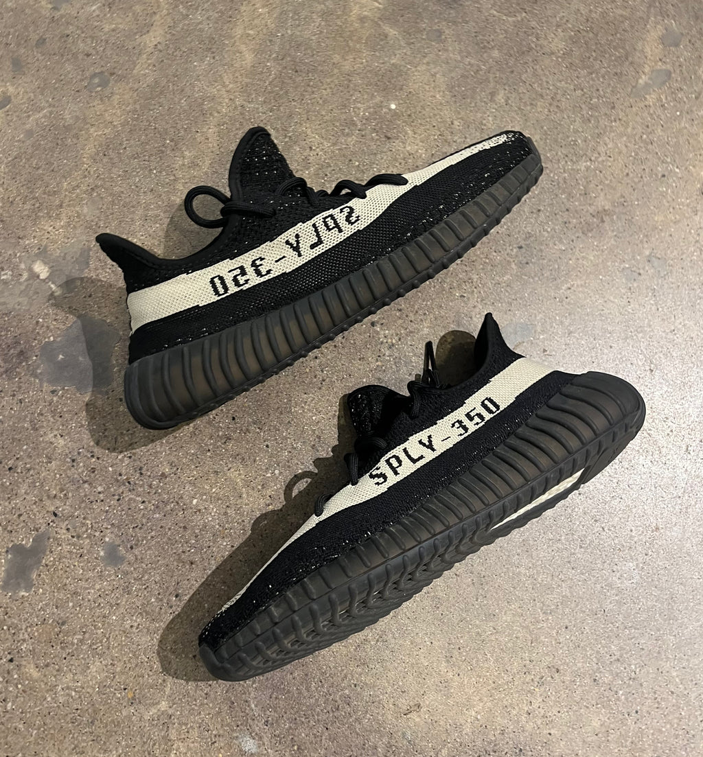 Adidas Yeezy 350 V2 Core Black White (Pre-Owned) Worn once* Sz 11.5