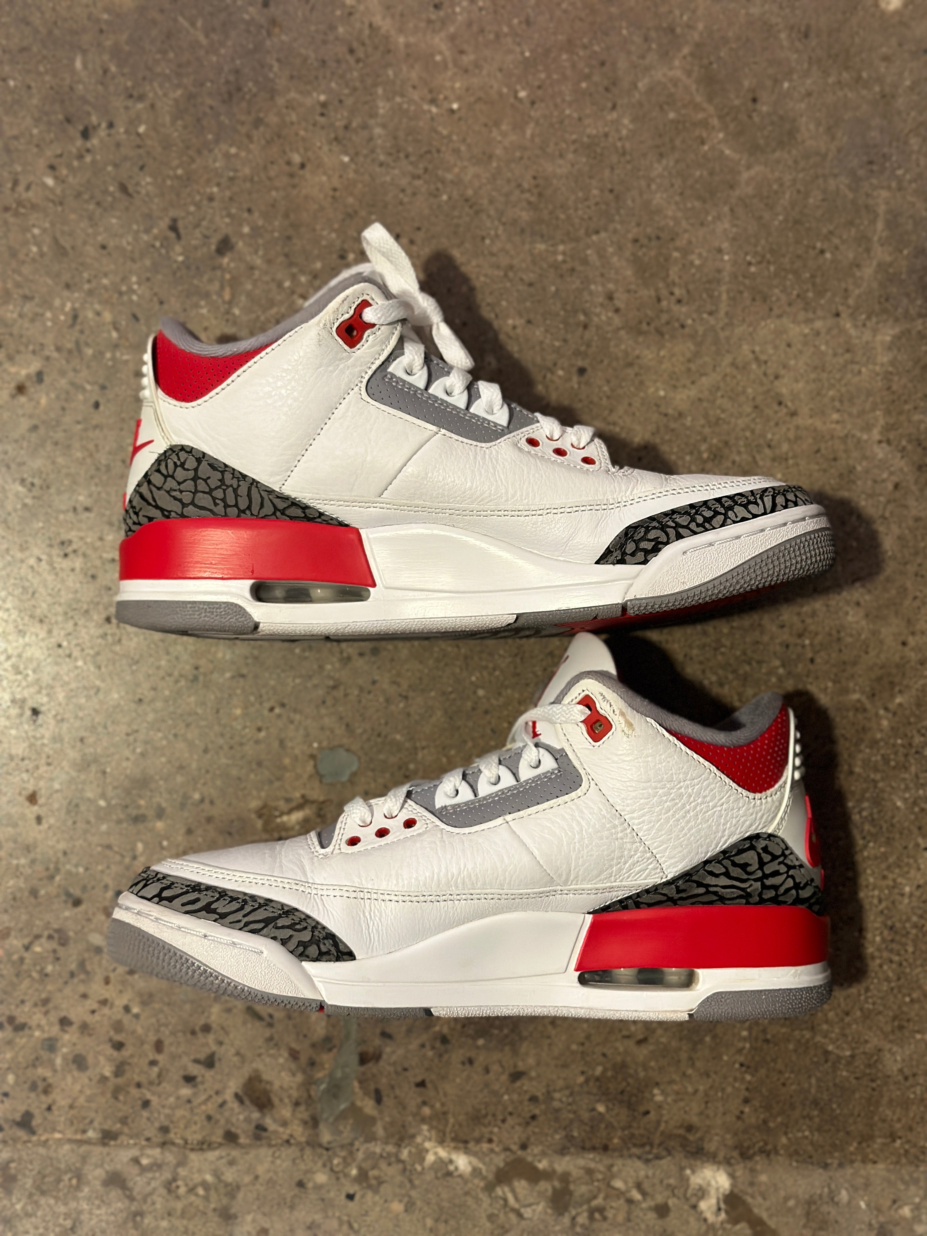 Jordan 3 Retro Fire Red (2022) (Pre-Owned) SZ 9