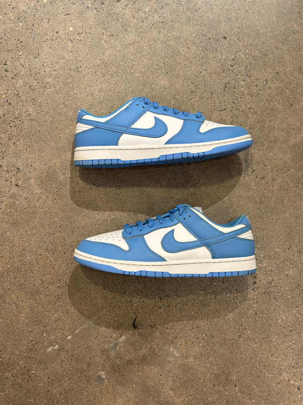 Nike Dunk Low "UNC" (Pre-Owned) sz 10.5