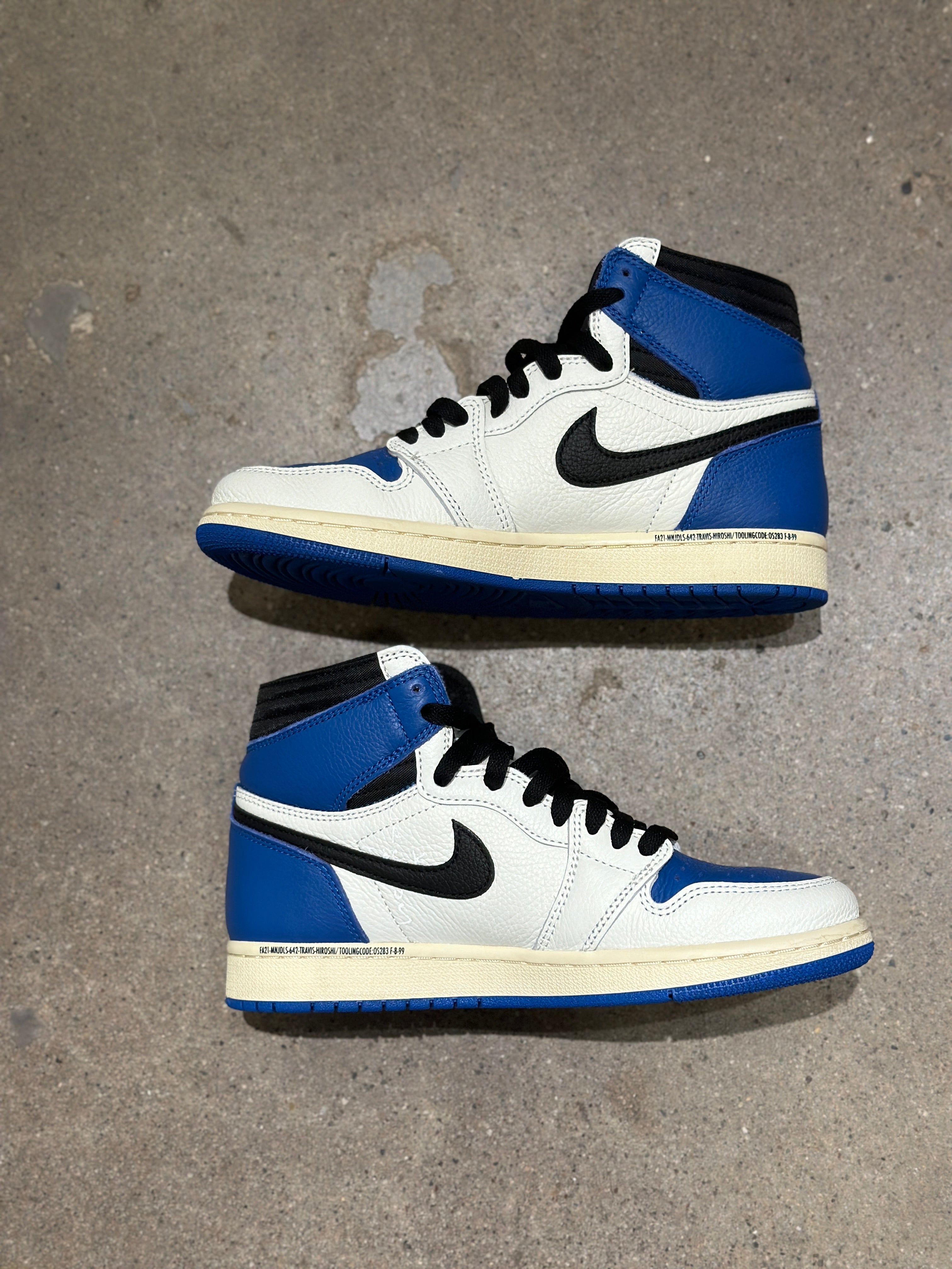 Jordan 1 Retro High OG SP Fragment x Travis Scott (Pre-Owned) Sz 6.5