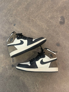 Jordan 1 Retro High Dark Mocha (GS)