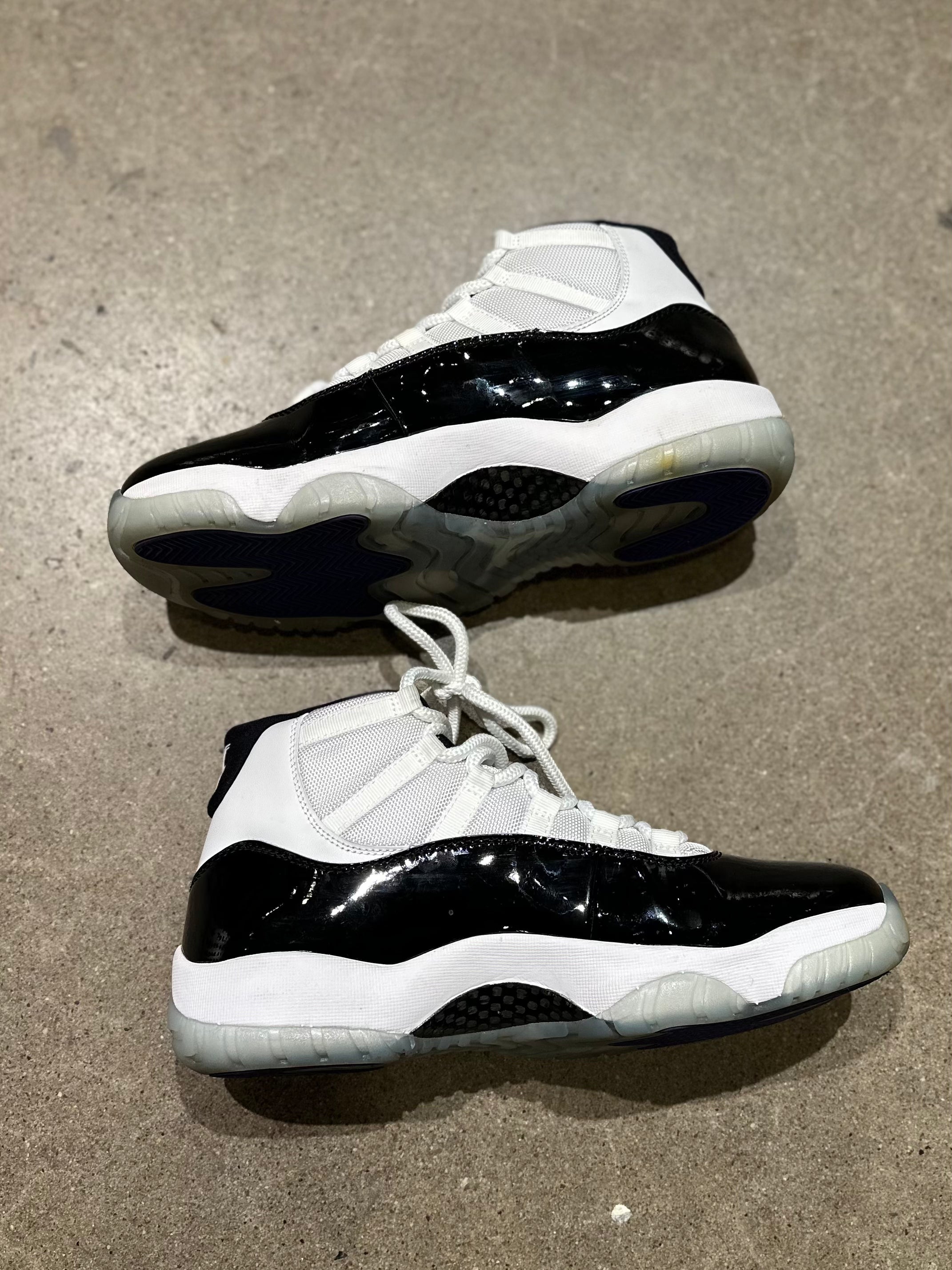 Jordan 11 Retro Concord (2018) (Pre-Owned) Sz 11