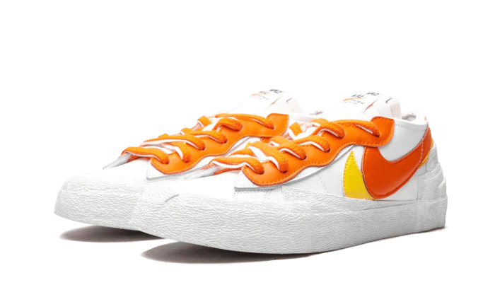 Nike Blazer Low sacai "White Magma Orange"