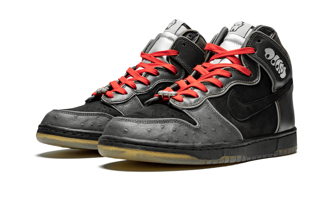 Nike Dunk SB "MF Doom"