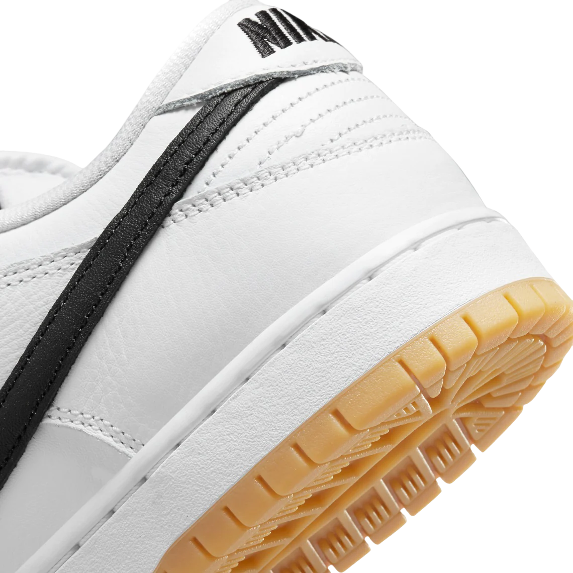 Nike Dunk SB Low "White Gum"