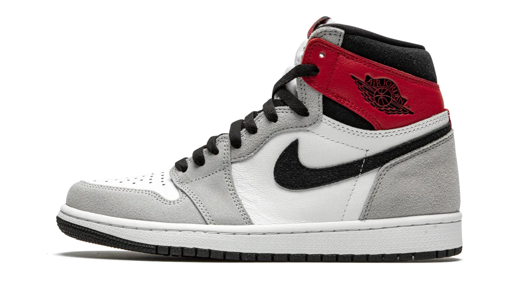 Air Jordan 1 Retro "Light Smoke Grey"